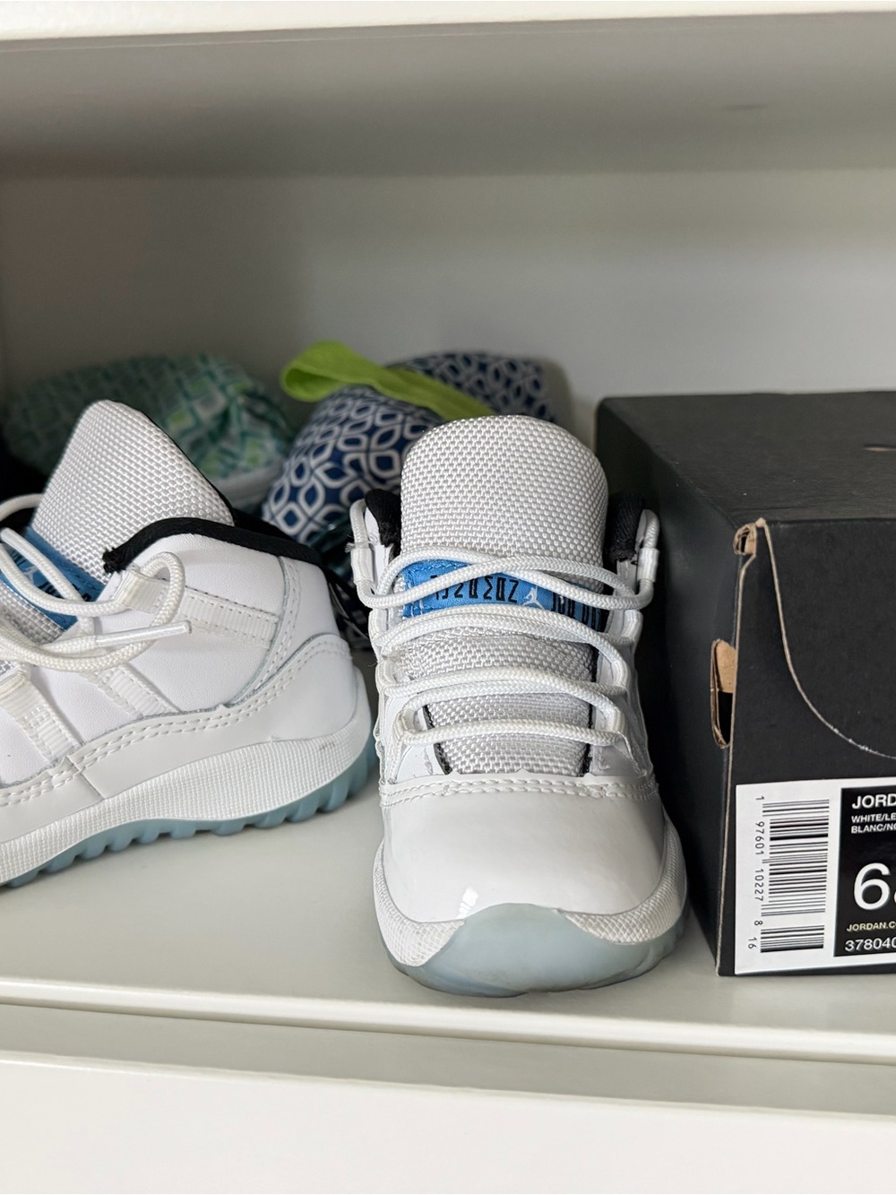 Jordan Kids White and Light Blue Low-Top Sneakers